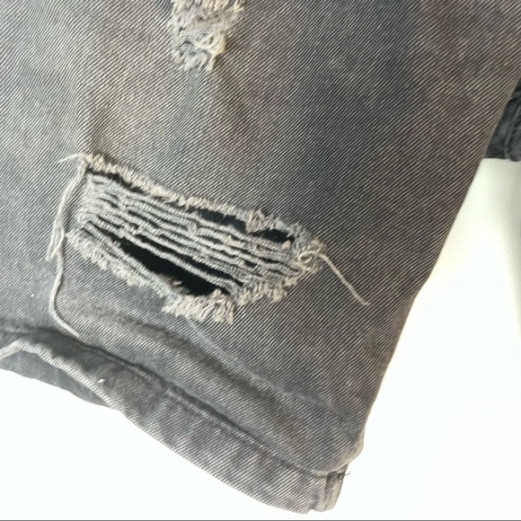 Pull&Bear Black Distressed Men’s Shorts Size 40 - Picture 4 of 10